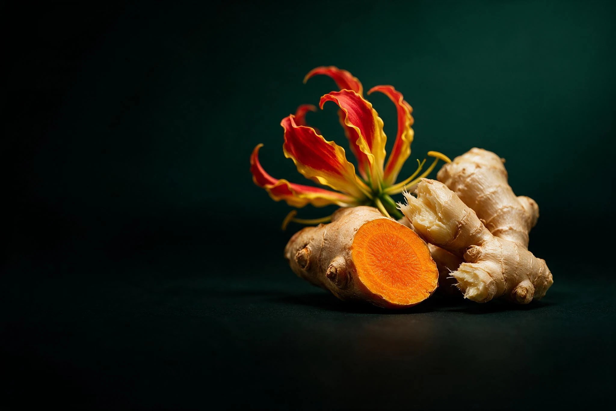 Ennature plant-based actives in their raw forms — turmeric, Gloriosa superba flame lily and ginger